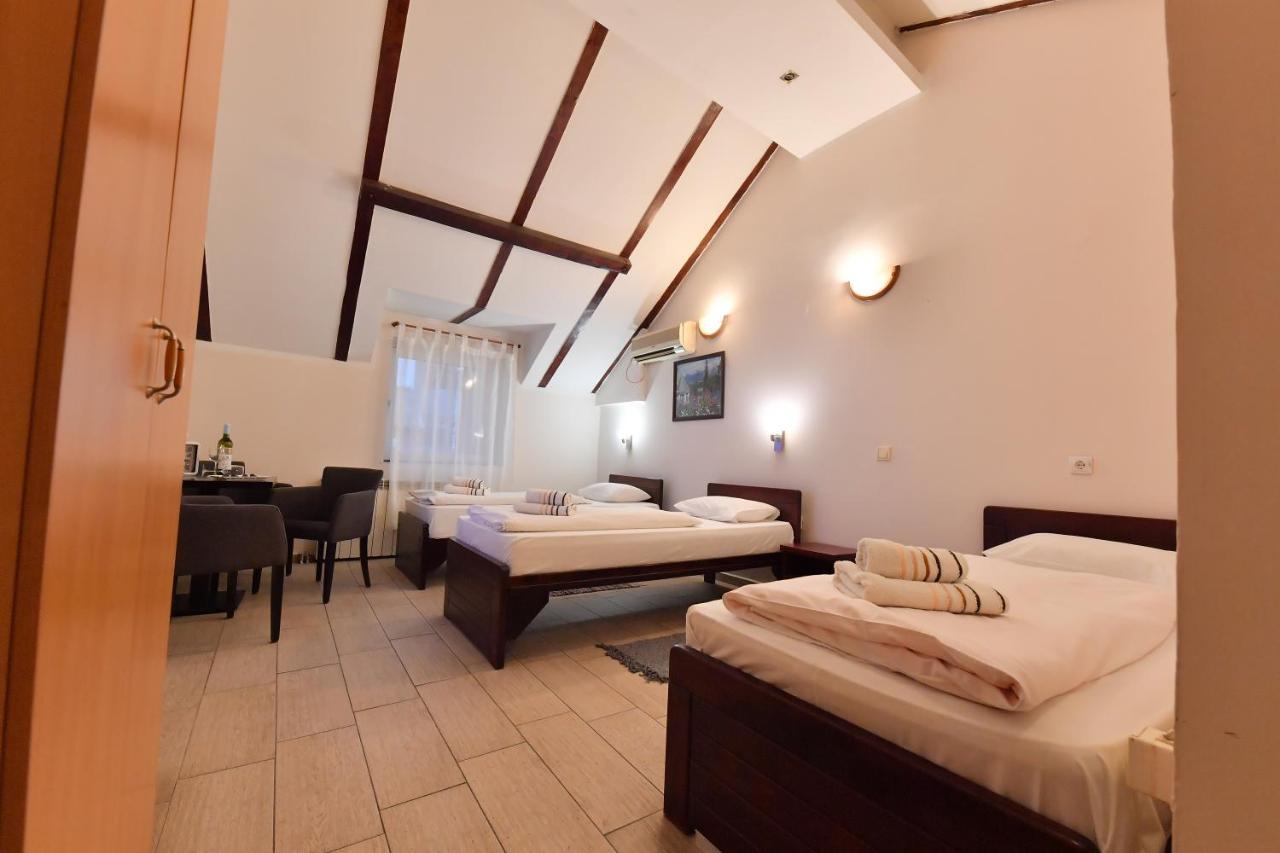 Apartments & Accommodation Stojic Újvidék Kültér fotó