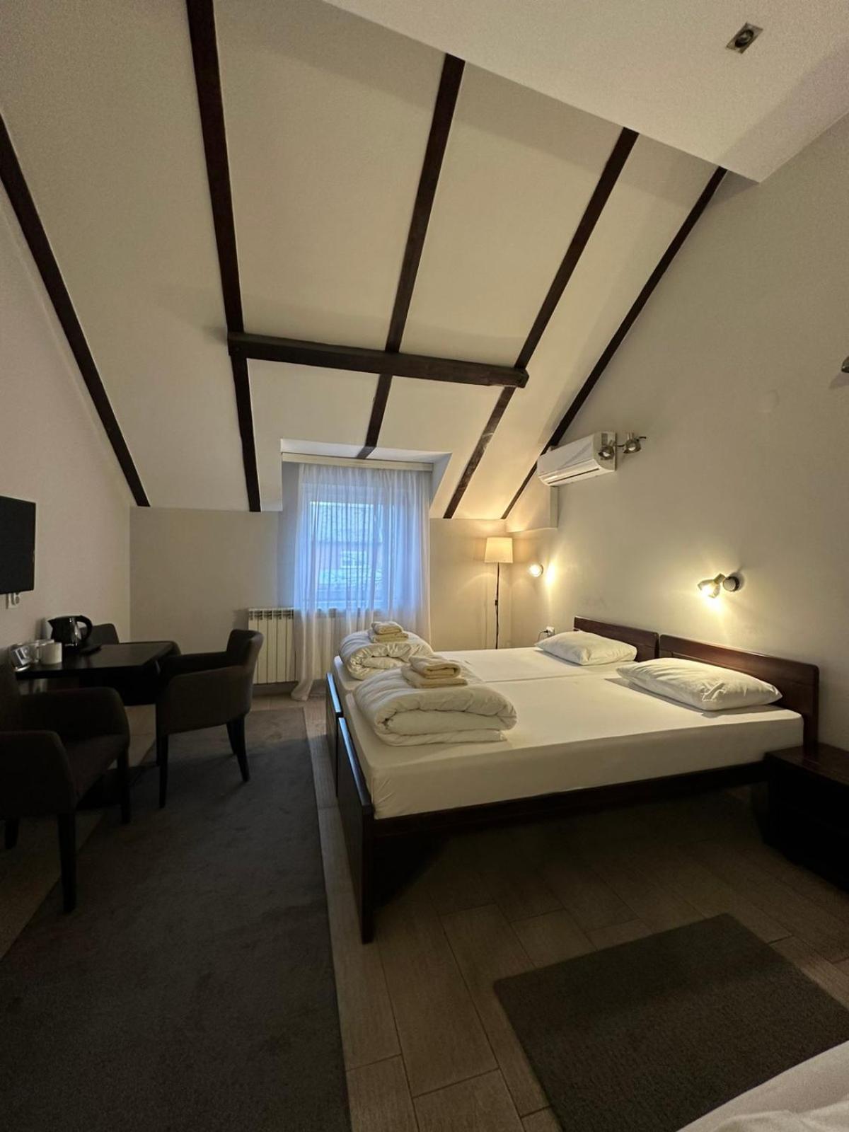 Apartments & Accommodation Stojic Újvidék Szoba fotó