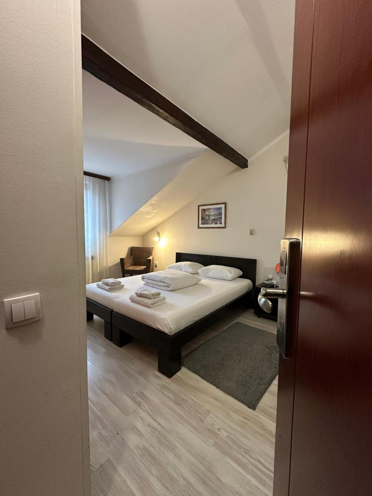 Apartments & Accommodation Stojic Újvidék Szoba fotó